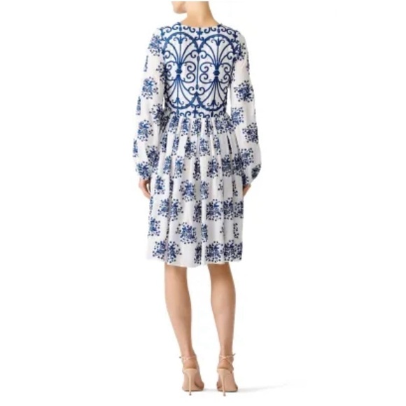 Alcoolique
Donata Dress Italian size 44 or a US 8. - Picture 4 of 14